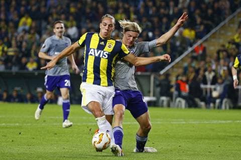 Michael Frey of Fenerbahce and Sebastiaan Bornauw defender of Anderlecht pictured during the Europa League Group Stage FOOTBALL : Fenerbahce Vs Rsc Anderlecht - Ligue Europa - 08 11 2018 PhotoNews Panoramic 