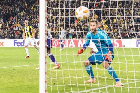 Sport Bilder des Tages Andre Ayew of Fenerbahce SK scores during the UEFA Europa League group D match between Fenerbahce AS and RSC Anderlecht at the Sukru Saracoglu Stadium on November 08, 2018 in Istanbul, Turkey UEFA Europa League 2018 2019 xVIxVIxImagesx xGerritxvanxKeulenxIVx 12711968