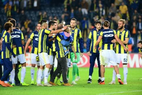 Fenerbahce players celebrates victory after the UEFA Europa League groupD match between Fenerbahce and Anderlecht at Ulker Stadium in Istanbul , Turkey on November 08 , 2018. 