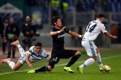 Luiz Felipe (L) and Riza Durmisi of Lazio and Hiroki Sakai of Marseille compete for the ball during the Uefa Europa League 2018 2019 football match between SS Lazio and Marseille at stadio Olimpico, Roma, November, 08, 2018 Foto Andrea Staccioli Insidefoto andreaxstaccioli