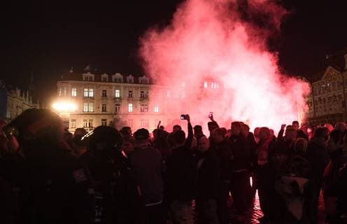 Fans of FC Copenhagen in action prior to European Football League fourth round match: Slavia Praha vs Copenhagen in Old Town Square, Prague, Czech Republic, November 8, 2018. (CTKxPhoto MichalxKrumphanzl) CTKPhotoP201811081092801  kru 2