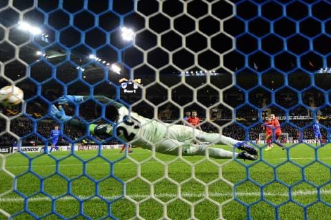 GENK, BELGIUM - NOVEMBER 8 : Sander Boli Berge midfielder of Genk scoring the equalising goal during the UEFA Europa League, Group Stage - Group 1 match between KRC Genk and Besiktas JK at the KRC Genk Arena on November 08, 2018 in Genk, Belgium, 8 11 2018 FOOTBALL : KRC Genk v Besiktas : UEFA Europa League - 08 11 2018 PHOTONEWS PANORAMIC  775219917