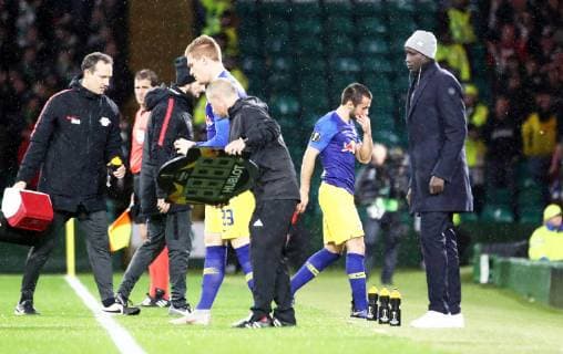 Celtic Glasgow - RB Leipzig Fussball Euro League Glasgow, 08.11.2018, Celtic Park, Fussball, UEFA Europa League , Gruppe B, Spieltag 4 , Celtic FC Glasgow FC (SCO) vs. RB Leipzig (GER) , Im Bild: Marcello Saracchi (2.v.r., RB Leipzig), Auswechslung. , UEFA æregulations prohibit any use of photographs as image sequences and or quasi-video.