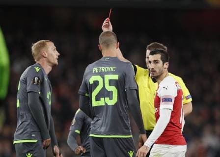 Jeremy Mathieu of Sporting Lisbon sent off after bringing down Pierre-Emerick Aubameyang of Arsenal during the Europa League, Group E match at the Emirates Stadium, London. Picture date: 8th November 2018. Picture credit should read: David Klein Sportimage EDITORIAL USE ONLY. No use with unauthorised audio, video, data, fixture lists, club league logos or live services. Online in-match use limited to 120 images, no video emulation. No use in betting, games or single club league player publications.