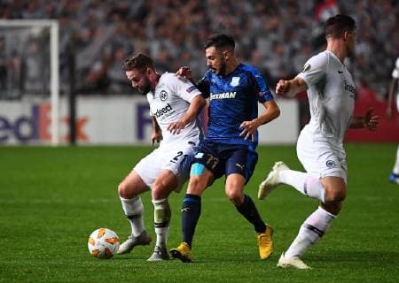 08.11.2018, xjhx, Fussball UEFA Europa League, Apollon Limassol - Eintracht Frankfurt emspor, v.l. Marc Stendera (Eintracht Frankfurt), Adrian Sardinero (Apollon Limassol) (DFL DFB REGULATIONS PROHIBIT ANY USE OF PHOTOGRAPHS as IMAGE SEQUENCES and or QUASI-VIDEO) Nikosia