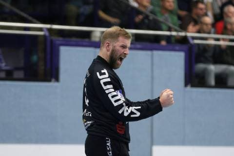 Jubel bei Konstantin Madert (TV Emsdetten 16) nach Parade, TV Emsdetten vs Handball Sportverein Hamburg, Handball, 2. Bundesliga, 09.11.2018, TV Emsdetten vs Handball Sportverein Hamburg, Handball, 2. Bundesliga, 09.11.2018 Emsdetten Copyright: xEIBNER JanxStrohdiekx EP_JSK
