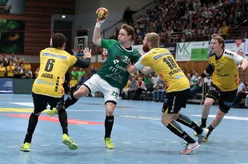 v.li.: Maximilian Jaeger (HSC 2000 Coburg), Lukas Siegler (DJK Rimpar Wölfe), Anton Prakapenia (HSC 2000 Coburg), Markus Hagelin (HSC 2000 Coburg), DKB 2. Handball-Bundesliga, DJK Rimpar Wölfe - HSC 2000 Coburg,