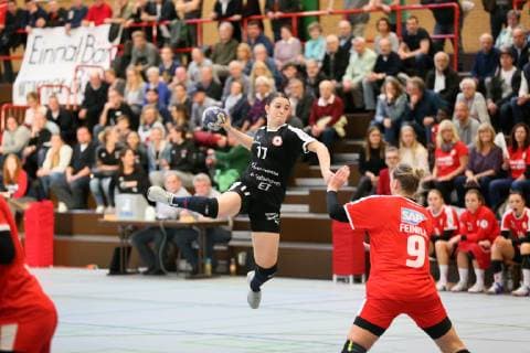 SSP, Neurotthalle Ketsch, Kurpfalz Baeren - SG H2Ku Herrenberg, Herrenberg: 17 Lea Neubrander Ketsch: 9 Lena Feiniler, Lenhardt Eibner GER, 2.Liga , Kurpfalz Baeren -SG H2Ku Herrenberg, 11.11.18 Ketsch