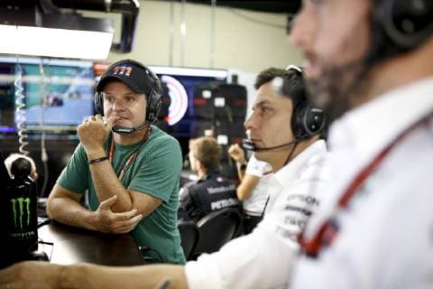 Motorsports: FIA Formula One World Championship WM Weltmeisterschaft 2018, Grand Prix of Brazil World Championship;2018;Grand Prix;Brazil , Mercedes AMG F1 and Mercedes-AMG F1 celebrate winning the Constructors Championship Rubens BarrichelloToto Wolff (AUT, Mercedes AMG Petronas Formula One Team) Sao Paulo Brazil