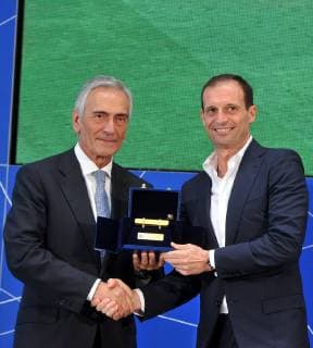 Photo LaPresse - Jennifer Lorenzini 12 November 2018 Firenze (Italy) Soccer Italy Prize "Panchina d oro 2018" - "Coverciano" In the pic: Massimiliano Allegri best coach of Serie A in the season 2017-2018  Copyright: xJenniferxLorenzini LaPressex