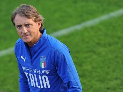 Fußball, Nationalteam Italien Training Photo LaPresse - Jennifer Lorenzini 12 November 2018 Firenze (Italy) Soccer Italy Italian Football meeting - "Coverciano" - training In the pic: Roberto Mancini  Copyright: xJenniferxLorenzini LaPressex