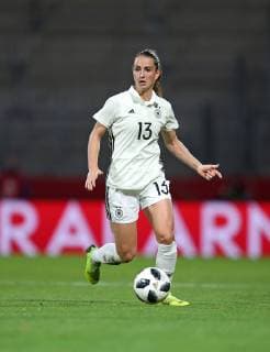 13.11.2018, Fussball Frauen Länderspiel, Deutschland - Spanien, im Steigerwaldstadion Erfurt. Sara Däbritz (Deutschland)