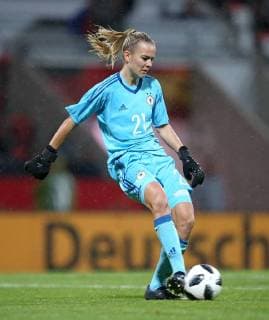 13.11.2018, Fussball Frauen Länderspiel, Deutschland - Spanien, im Steigerwaldstadion Erfurt. Torhüterin Merle Frohms (Deutschland)