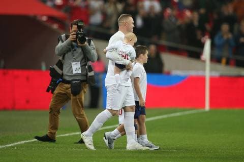 England v USA International Friendly L?nderspiel Wayne Rooney of England is presented with an award before the International Friendly match at Wembley Stadium, London Content Not Available For UK Newspapers Copyright: xPaulxChestertonx FIL-12555-0016