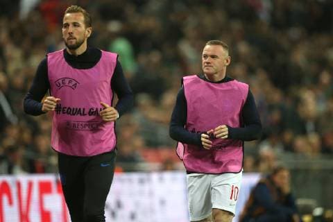England v USA International Friendly L?nderspiel Wayne Rooney of England warms up during the International Friendly match at Wembley Stadium, London Content Not Available For UK Newspapers Copyright: xPaulxChestertonx FIL-12555-0065