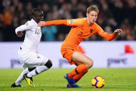 Ngolo Kante of France, Frenkie de Jong of Holland during the UEFA Nations League A group 1 qualifying match between The Netherlands and France at stadium De Kuip on November 16, 2018 in Rotterdam, The Netherlands UEFA Nations League A group 1 2018 2019 xVIxVIxImagesx xTomxBodexMultimediaxIVx 12796933