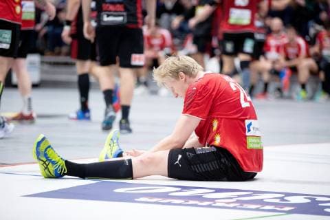 Luebbecke, Deutschland 17.11.2018: 2. Handball Bundesliga - 2018 2019 - TuS-N-Luebbecke vs. HC Rhein Vikings Alexander Oelze (Vikings) Luebbecke Nordrhein-Westfalen Deutschland Merkur Arena