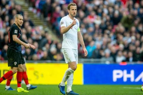 Harry Kane of England thumbs up during the UEFA Nation League Group Stage match between England and Croatia at Wembley Stadium, London, England on 18 November 2018. Copyright: xSalvioxCalabresex 21990006