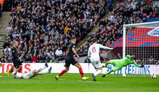 Harry Kane of England scores the winning goal past Goalkeeper Lovre Kalinic of Croatia during the UEFA Nation League Group Stage match between England and Croatia at Wembley Stadium, London, England on 18 November 2018. Copyright: xLiamxMcAvoyx 21980079