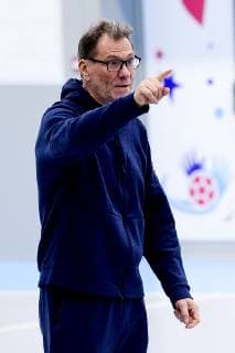 Olivier Krumbholz - entraineur (France) HANDBALL : Entrainement et Conference de presse - Equipe de France Feminine - Creteil - 20 11 2018 JBAutissier Panoramic 