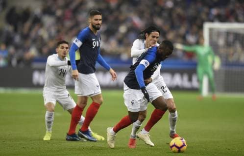 Fußball, Frankreich - Uruguay Tanguy Ndombele (France) - Edinson Cavani (Uruguay) FOOTBALL : France vs Uruguay - Match Amical - Paris - 20 11 2018 FedericoPestellini PANORAMIC 