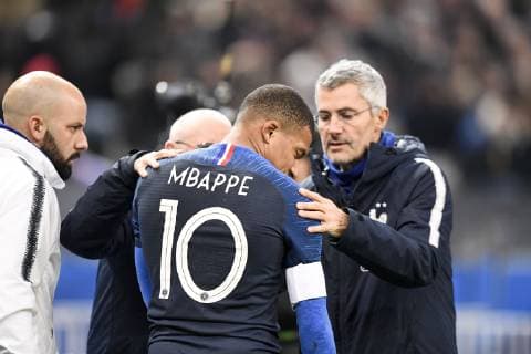 Fußball, Frankreich - Uruguay 10 KYLIAN MBAPPE (FRA) - DECEPTION - BLESSURE FOOTBALL : France vs Uruguay - Match Amical - 20 11 2018 AnthonyBIBARD FEP Panoramic 
