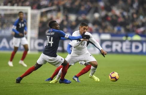 Mathias Suarez (Uruguay) - Blaise Matuidi (France) FOOTBALL : France vs Uruguay - Match Amical - Paris - 20 11 2018 FedericoPestellini PANORAMIC 
