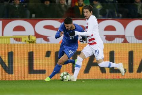 November 20, 2018 - Genk, Belgium - Genk, Belgium - Tuesday November 20, 2018: The men s national teams of the United States (USA) and Italy (ITA) play in an International Friendly Länderspiel game at Luminus Arena. Jorge Villafana, Vincenzo Grifo - ZUMAt139 20181120_zaa_t139_136 Copyright: xJohnxDortonx