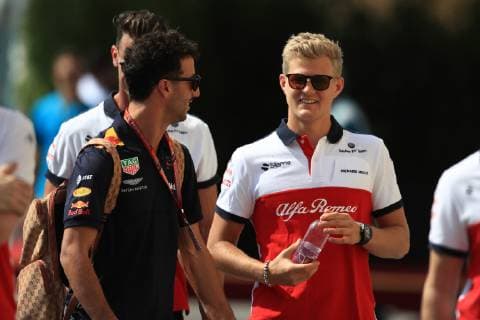 22nd November 2018, Yas Marina, Abu Dhabi, United Arab Emirates; Etihad Airways Formula 1 Grand Prix of Abu Dhabi, driver arrivals and press conference PK Pressekonferenz Aston Martin Red Bull Racing TAG Heuer, Daniel Ricciardo and Alfa Romeo Sauber F1 Team, Marcus Ericsson  ActionPlus12081826 Octane