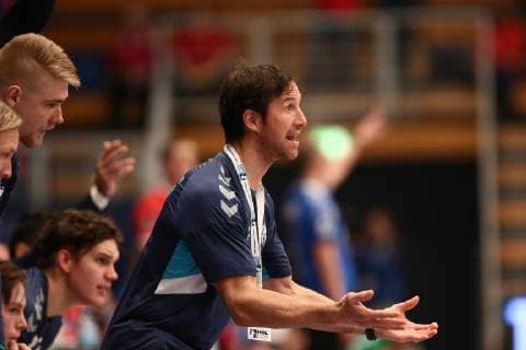 Handball 2. Bundesliga 2018 2019 - Hamburg Handball vs. TV 05 07 Huettenberg Trainer Torsten Jansen (Hamburg) steht mit leeren Händen da. Sporthalle Hamburg Hamburg Foto: Frank Schoof