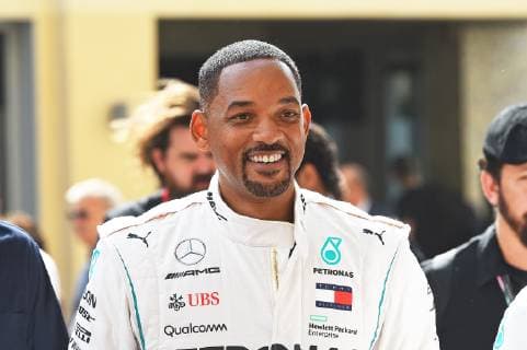 25.11.2018, xekx, Formel 1 FIA, Großer Preis von Abu Dhabi - 2018 Rennen emspor, Will Smith, US-amerikanischer Schauspieler zu Gast bei Mercedes. Im Mercedes Rennoverall (DFL DFB REGULATIONS PROHIBIT ANY USE OF PHOTOGRAPHS as IMAGE SEQUENCES and or QUASI-VIDEO) Abu Dhabi