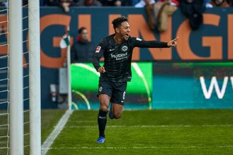 Augsburg, Germany 24.11.2018, 1. Bundesliga, 12. Spieltag, FC Augsburg - Eintracht Frankfurt, jubelt, Torjubel zum 1:0 durch Jonathan de Guzman (SGE) ( DeFodi501 *** Augsburg Germany 24 11 2018 1 Bundesliga 12 Matchday FC Augsburg Eintracht Frankfurt cheers goal celebration to 1 0 by Jonathan de Guzman SGE DeFodi501