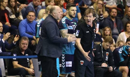 25.11.2018, Handball - EHF-Pokal - 3.Runde - 6.Spieltag - Fuechse Berlin - Aalborg Handbold Bild: Trainer Velimir Petkovic (Fuechse Berlin) Handball - EHF-Pokal - 3.Runde - 6.Spieltag - Fuechse Berlin - Aalborg Handbold