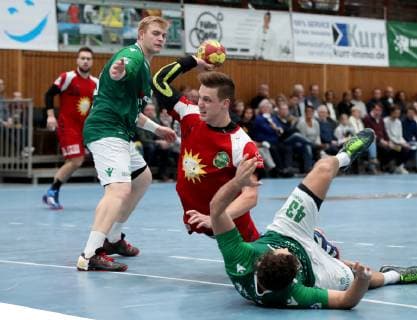 Deutschland, Würzburg, s.Oliver Arena, 25.11.2018, Handball - 2. Bundesliga - DJK Rimpar Woelfe - TuS N-Luebbecke Bild: v. l. Patrick Gempp (DJK Rimpar Wölfe, 13), Patryk Walczak (TuS Lübbecke, 7) und Benedikt Brielmeier (DJK Rimpar Wölfe, 43) Copyright: HMBxMedia xHeikoxBecker