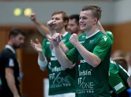 Deutschland, Würzburg, s.Oliver Arena, 25.11.2018, Handball - 2. Bundesliga - DJK Rimpar Woelfe - TuS N-Luebbecke Bild: v. l. Jubel auf der Wölfe Bank Copyright: HMBxMedia xHeikoxBecker
