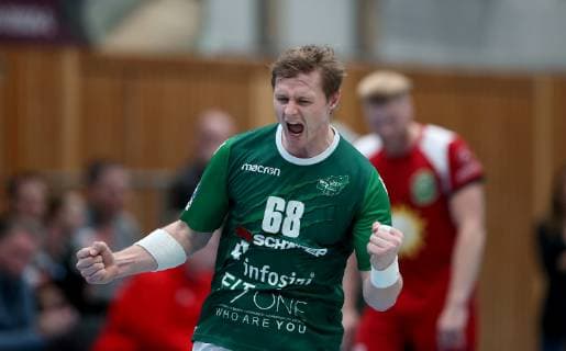 Deutschland, Würzburg, s.Oliver Arena, 25.11.2018, Handball - 2. Bundesliga - DJK Rimpar Woelfe - TuS N-Luebbecke Bild: v. l. Julian Sauer (DJK Rimpar Wölfe, 68) Jubel Copyright: HMBxMedia xHeikoxBecker