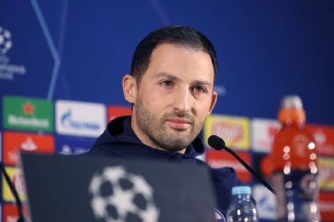 27.11.2018, Fussball, Saison 2018 2019, Champions League, 5. Spieltag - FC Schalke 04 Pressekonferenz + Abschlusstraining Cheftrainer Domenico TEDESCO (FC Schalke 04) Porto Estadio do Dragao Portugal