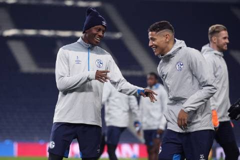27.11.2018, Fussball, Saison 2018 2019, Champions League, 5. Spieltag - FC Schalke 04 Pressekonferenz + Abschlusstraining v. l. Hamza Mendyl (FC Schalke 04), Amine Harit (FC Schalke 04) Porto Estadio do Dragao Portugal