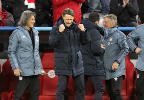 27.11.2018, Fussball UEFA Champions League 2018 2019, Gruppenphase, 5.Spieltag, FC Bayern München - Benfica Lissabon, in der Allianz-Arena München. Jubel beim Tor zum 1:0 von Robben bei Trainer Niko Kovac (mitte, FC Bayern München).