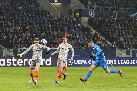 27.11.2018, xtvx, Fussball UEFA Champions League, TSG 1899 Hoffenheim - Schachtar Donezk emspor, v.l. Goal scored, Tor zum 1:2 Andrej Kramaric (TSG 1899 Hoffenheim) Serhii Kryvtsov (Shakhtar Donetsk) Andrej Kramaric (TSG 1899 Hoffenheim) (DFL DFB REGULATIONS PROHIBIT ANY USE OF PHOTOGRAPHS as IMAGE SEQUENCES and or QUASI-VIDEO) Sinsheim