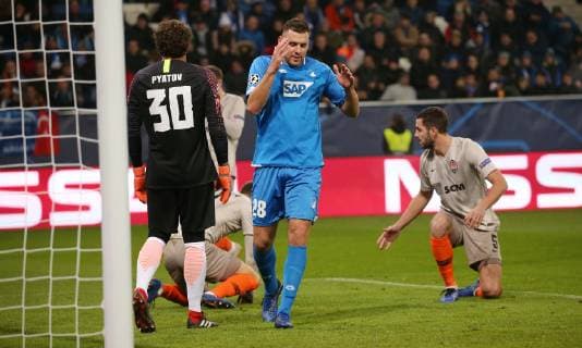 6. minute, Adam SZALAI (28, 1899 Hoffenheim) vergibt torchance, UEFA Champions League, TSG 1899 Hoffenheim vs. Schachtar Donezk, Groupe F, 5. Matchday, November 27 2018, Wirsol Rhein Neckar Arena, Germany, YmdY, ** DFL DFL regulations prohibit any use of photographs as image sequences and or quasi-video. ** TSG 1899 Hoffenheim - Schachtar Donezk