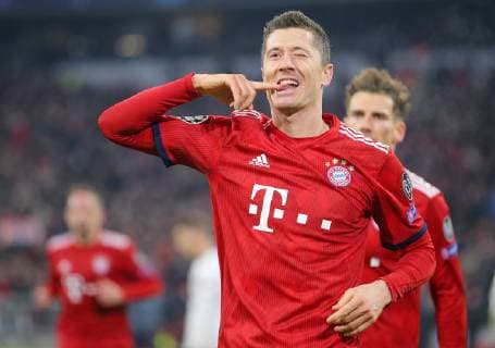 Sport Themen der Woche KW48 Sport Bilder des Tages SOCCER - UEFA CL, Bayern vs Benfica MUNICH,GERMANY,27.NOV.18 - SOCCER - UEFA Champions League, FC Bayern Muenchen vs Benfica Lissabon. Image shows the rejoicing of Robert Lewandowski (Bayern). GEPAxpictures xThomasxBachun