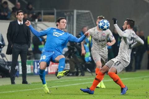 v.li.: Nico Schulz (Hoffenheim, 16), Oleg Danchenko (Donezk, 94), Maycon de Andrade Barberan (Donezk, 27), Zweikampf, Spielszene, Duell, duel, tackle, tackling, Dynamik, Action, Aktion, Fussball, UEFA Champions League, TSG 1899 Hoffenheim - FK Schachtar Donezk,