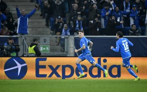 TOR zum 2:2 Steven Zuber TSG 1899 Hoffenheim per Kopfball Torjubel TSG 1899 Hoffenheim vs Schachtjor Schachtar Shakhtar Donezk Donetsk Champions League CL Gruppenphase 27.11.2018 DFL REGULATIONS PROHIBIT ANY USE OF PHOTOGRAPHS AS IMAGE SEQUENCES AND OR QUASI-VIDEO TSG 1899 Hoffenheim vs Schachtjor Donezk