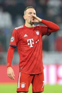 Torjubel von Franck Ribery 7 (FC Bayern Muenchen) zum 5:1, FC Bayern Muenchen vs. Benfica Lissabon, Fussball, Vorrunde, Champions League, 27.11.2018 Muenchen Bayern Deutschland