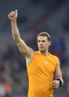 27.11.2018, Fussball UEFA Champions League 2018 2019, Gruppenphase, 5.Spieltag, FC Bayern München - Benfica Lissabon, in der Allianz-Arena München. Torwart Manuel Neuer (FC Bayern München) ist nach dem Spiel zufrieden