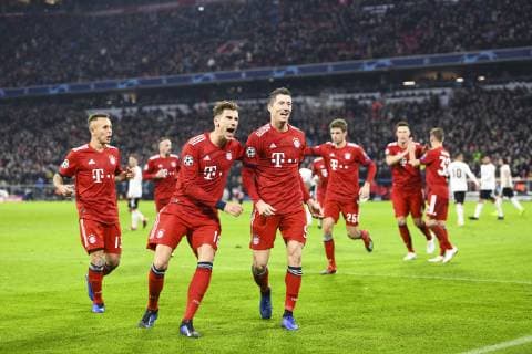 FC Bayern Muenchen vs. Benfica Lissabon, Allianz Arena Muenchen. 27.11.2018 Im Bild: Leon Goretzka, Robert Lewandowski Â