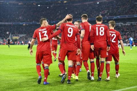 FC Bayern Muenchen vs. Benfica Lissabon, Allianz Arena Muenchen. 27.11.2018 Im Bild: rafinha, Robert Lewandowski, Leon Goretzka, Niklas Suele Â