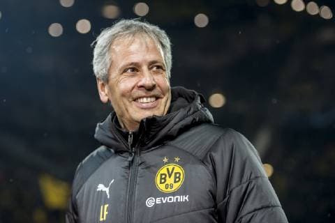 Fußball: UEFA Champions League, CL, Saison 2018 2019, 5. Spieltag, Borussia Dortmund - Club Brügge in Dortmund (Nordrhein-Westfalen). Dortmunds Trainer Lucien Favre betritt das Stadion. UEFA REGULATIONS PROHIBIT ANY USE OF PHOTOGRAPHS AS IMAGE SEQUENCES AND OR QUASI-VIDEO. Copyright: xKirchner DavidxInderliedx
