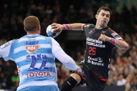 SG Flensburg-Handewitt vs MOL-Pick Szeged, Handball, EHF Champions League Gruppenphase, 28.11.18 Rasmus Lauge Schmidt (SG Flensburg-Handewitt, 25), Matej Gaber (MOL-Pick Szeged, 22)